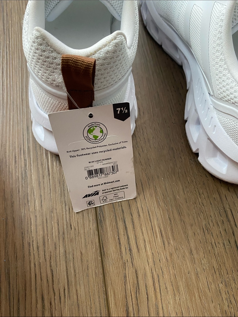 Avia | Women’s Athletic Light Runner Shoes in white - Picture 5 of 5